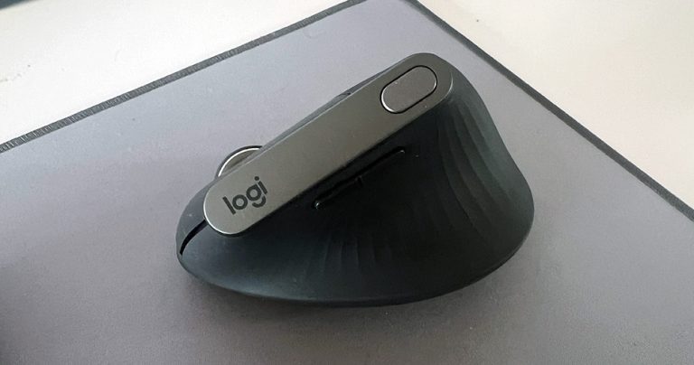 Logitech MX Vertical – Vertical Ergonomic Mouse Review